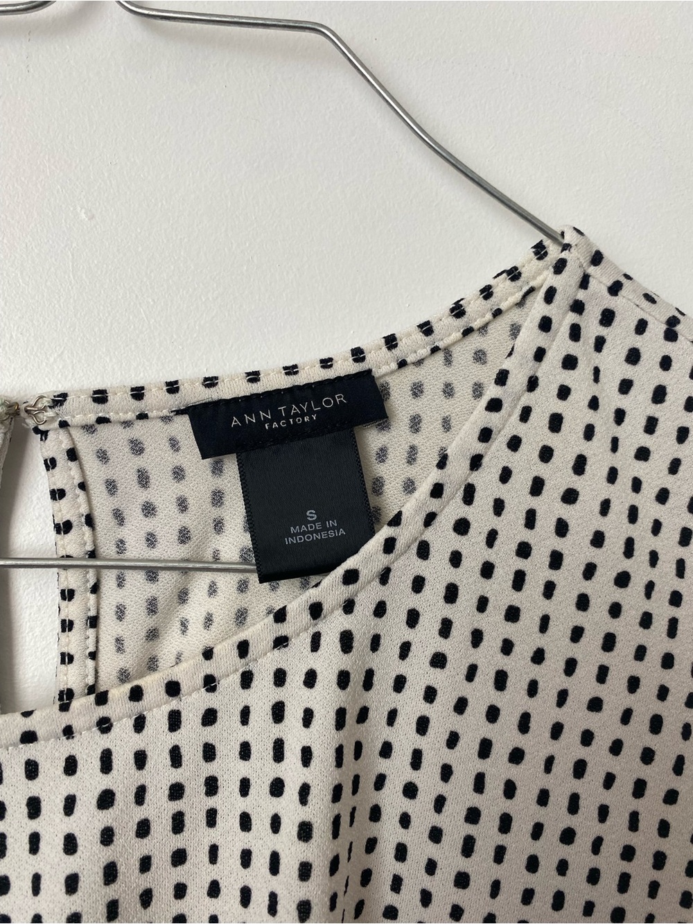 Ann Taylor Factory Cream and Black Dot-Stripe Sleeveless Top